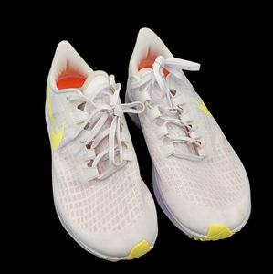 Pre-owned Nike Air Zoom Pegasus 37 - Size 11 White & Yellow